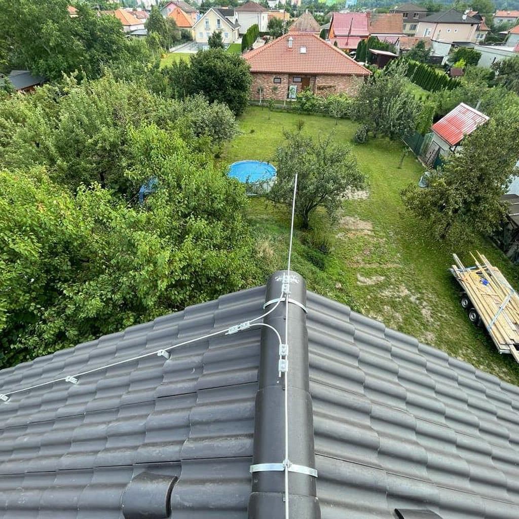 Dokončená oprava, pohľad od záhrady
