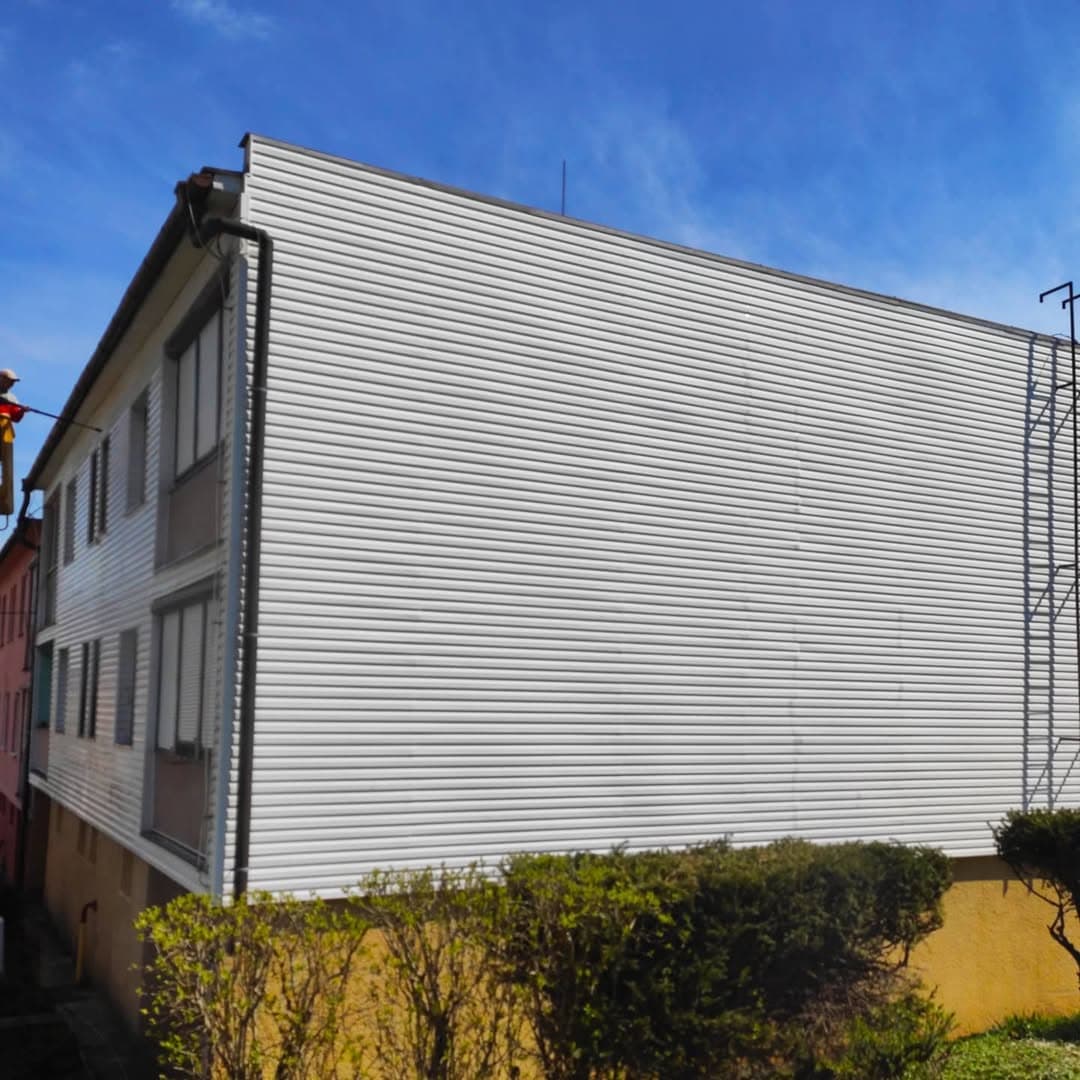 Sadrokartón a obklady — projekt 1