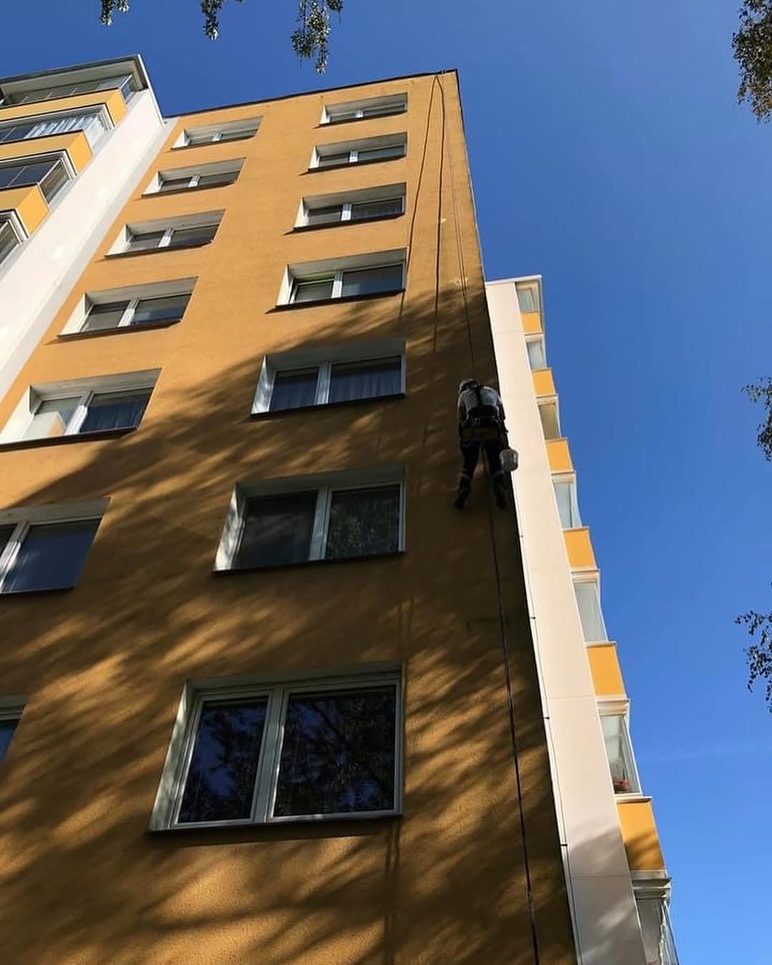 Natieranie a striekanie vo výškach — projekt 4